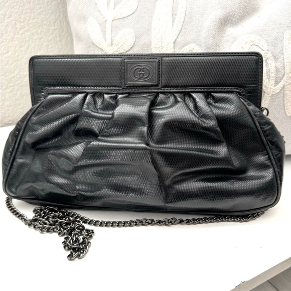 Gucci Handbags - Rare Gucci Python leather embossed large clutch crossbody